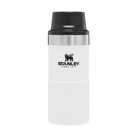 Stanley 0.35L Classic Trigger-Action Travel Mug - Polar White için detaylar